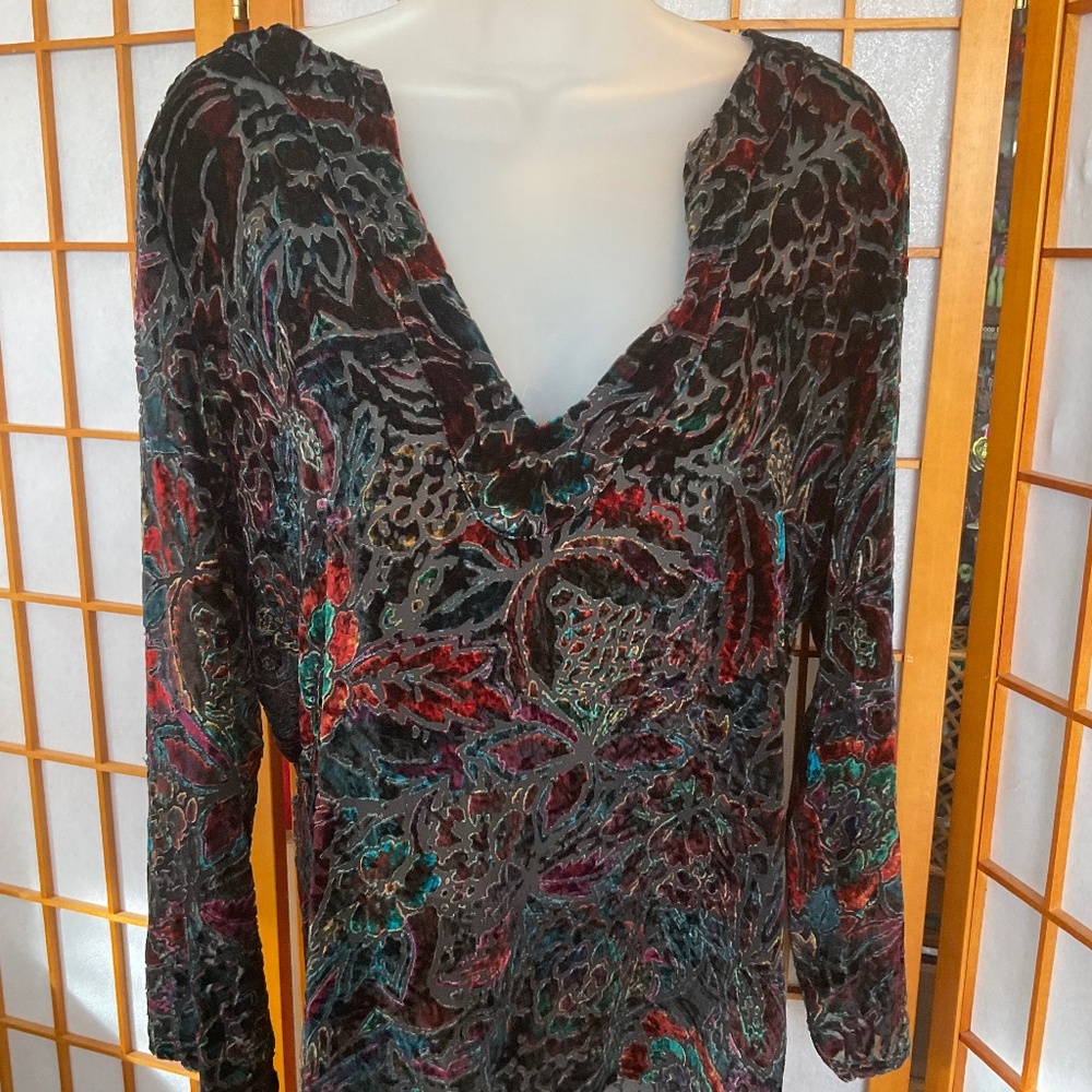 Colorful velvet burnout CHICO’S tunic top